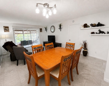 6300 Nw 62nd Street - Photo Thumbnail 2