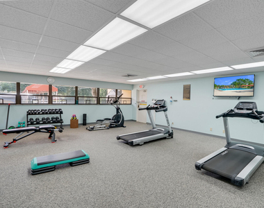 6300 Nw 62nd Street - Photo Thumbnail 21