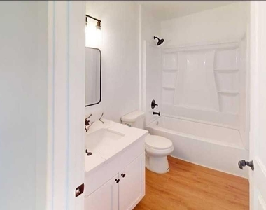 2739 E Tamarisk Avenue - Photo Thumbnail 8