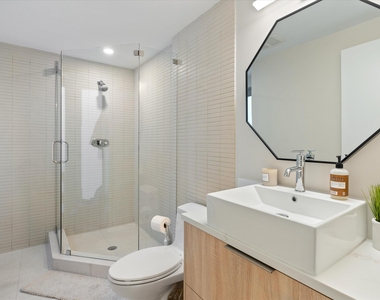 1509 Ne 4th Place - Photo Thumbnail 15