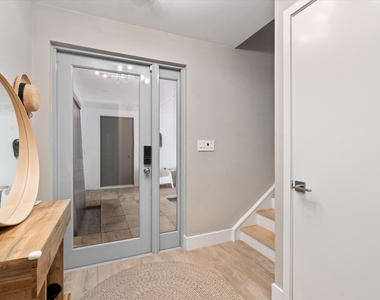 1509 Ne 4th Place - Photo Thumbnail 19