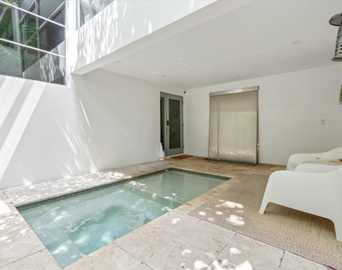 1509 Ne 4th Place - Photo Thumbnail 20