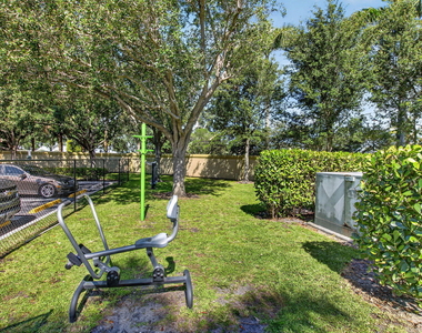 340 Lake Monterey Circle - Photo Thumbnail 47