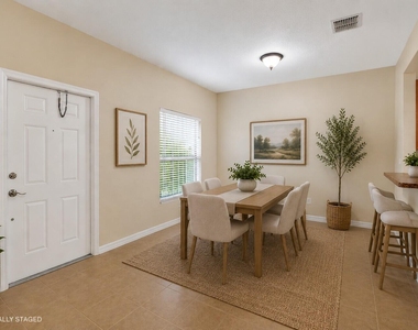 340 Lake Monterey Circle - Photo Thumbnail 11