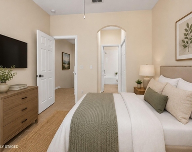 340 Lake Monterey Circle - Photo Thumbnail 41