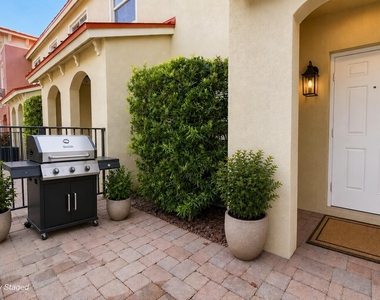 340 Lake Monterey Circle - Photo Thumbnail 5