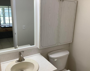 560 Fanshaw - Photo Thumbnail 14