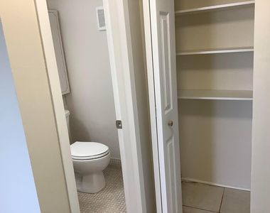 560 Fanshaw - Photo Thumbnail 15
