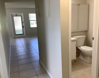 560 Fanshaw - Photo Thumbnail 16