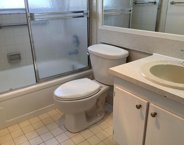 560 Fanshaw - Photo Thumbnail 12