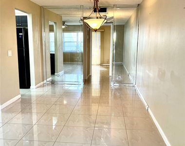 517 Mansfield M - Photo Thumbnail 2