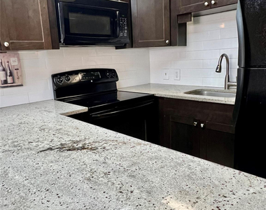 517 Mansfield M - Photo Thumbnail 6