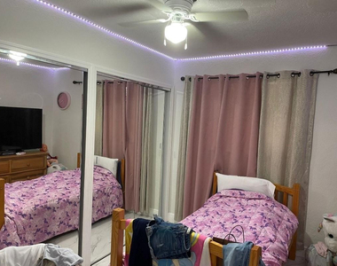 4655 Palm Avenue - Photo Thumbnail 7
