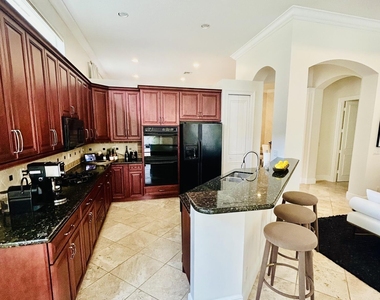 8452 Legend Club Drive - Photo Thumbnail 2