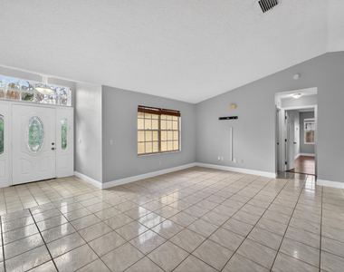 6956 Nw Jorgensen Road - Photo Thumbnail 6