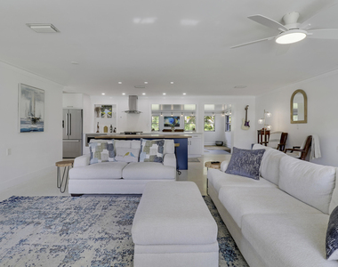 1518 Summer Avenue - Photo Thumbnail 13