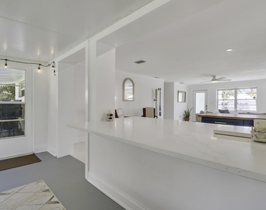 1518 Summer Avenue - Photo Thumbnail 22