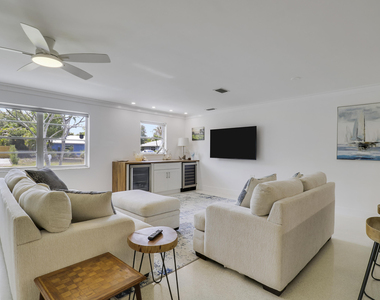 1518 Summer Avenue - Photo Thumbnail 8