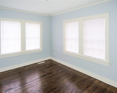 437 Nw 26th Street - Photo Thumbnail 1