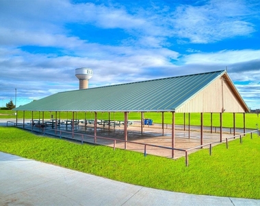 1810 Crimson Lake Boulevard - Photo Thumbnail 16