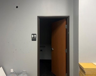 180 W 15th Street - Photo Thumbnail 8
