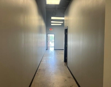 180 W 15th Street - Photo Thumbnail 6