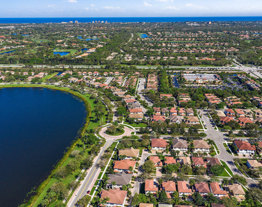 153 Evergrene Parkway - Photo Thumbnail 7