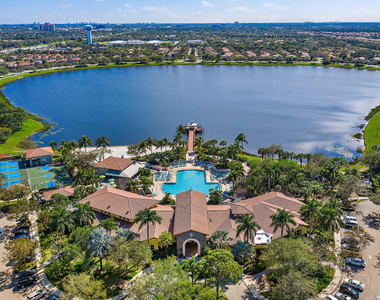 153 Evergrene Parkway - Photo Thumbnail 10