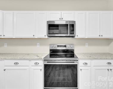 112 Dean Street - Photo Thumbnail 7