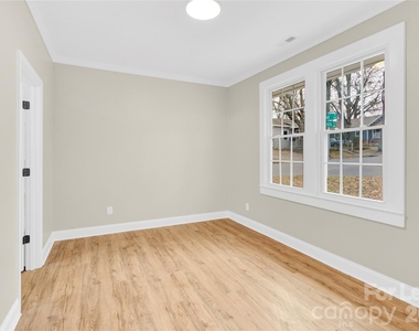 112 Dean Street - Photo Thumbnail 9
