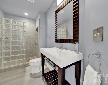210 N Church Street - Photo Thumbnail 5