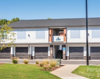 1035 Strensall Lane - Photo Thumbnail 8