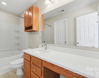 836 Chastain Avenue - Photo Thumbnail 17