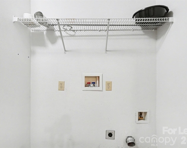 836 Chastain Avenue - Photo Thumbnail 22