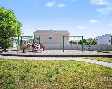 836 Chastain Avenue - Photo Thumbnail 32
