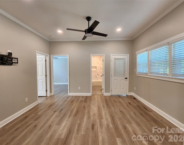 411 W 6th Avenue - Photo Thumbnail 7