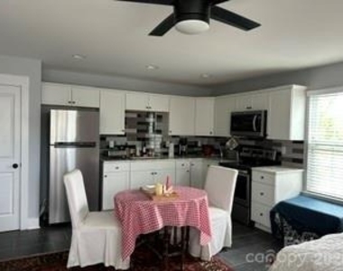 2413 Woodward Avenue - Photo Thumbnail 6