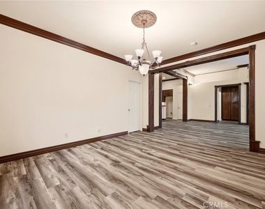13724 Beaconsfield - Photo Thumbnail 20