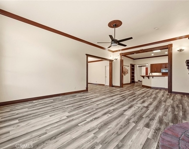 13724 Beaconsfield - Photo Thumbnail 32