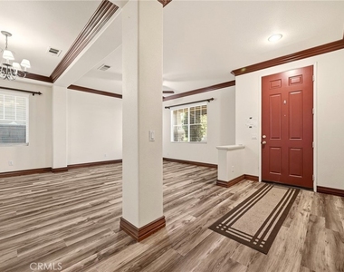 13724 Beaconsfield - Photo Thumbnail 4