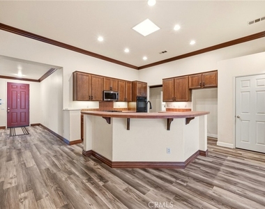 13724 Beaconsfield - Photo Thumbnail 13