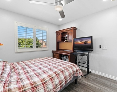 15881 Madelyn Court - Photo Thumbnail 32