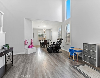 15881 Madelyn Court - Photo Thumbnail 5