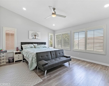 15881 Madelyn Court - Photo Thumbnail 25