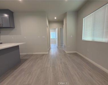 4831 Fiesta Ave Unit B - Photo Thumbnail 11