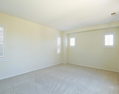 326 Lakeview Court - Photo Thumbnail 22