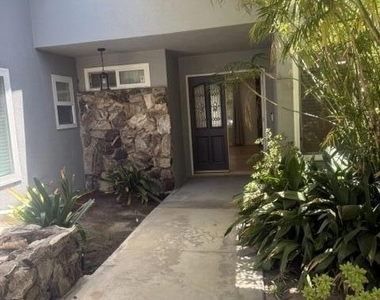 9642 Yolanda Avenue - Photo Thumbnail 40