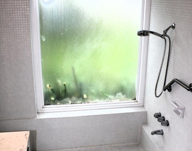 9642 Yolanda Avenue - Photo Thumbnail 35