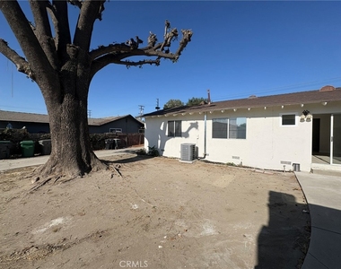 13233 East End Ave - Photo Thumbnail 14