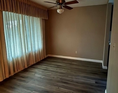 1344 Sierra Seneca - Photo Thumbnail 12